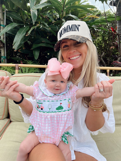 Mommin' - Vintage Trucker Hat