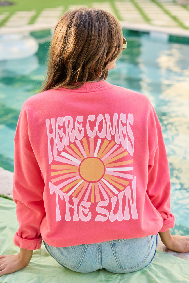 Here Comes The Sun Light Red Oversized Graphic Sweatshirt
