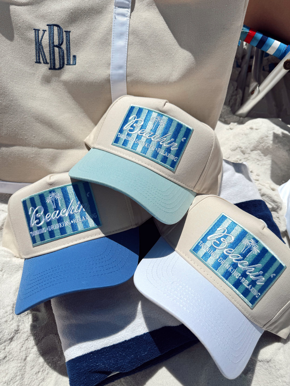 Beachin' - Vintage Trucker Hat