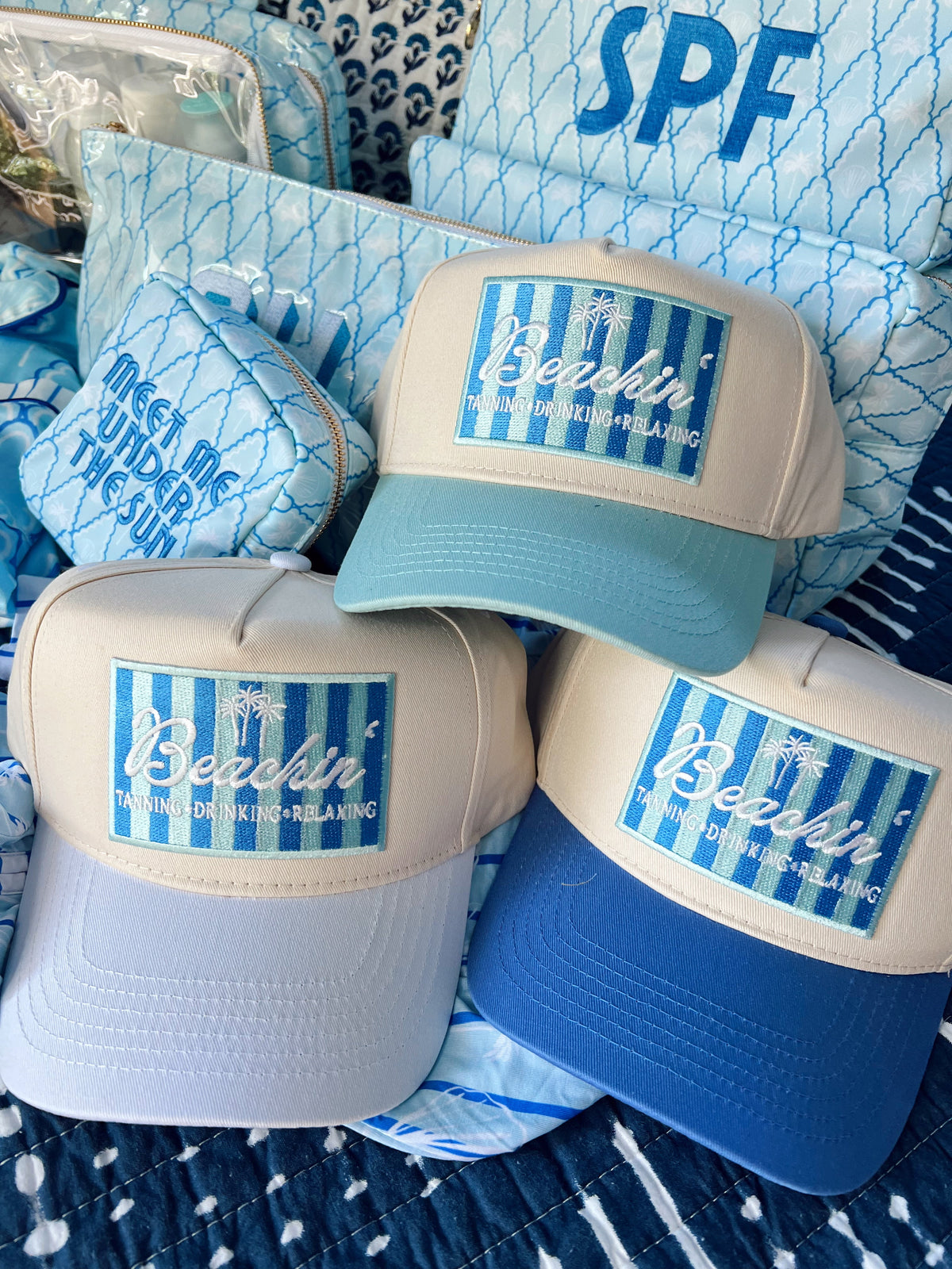 Beachin' - Vintage Trucker Hat